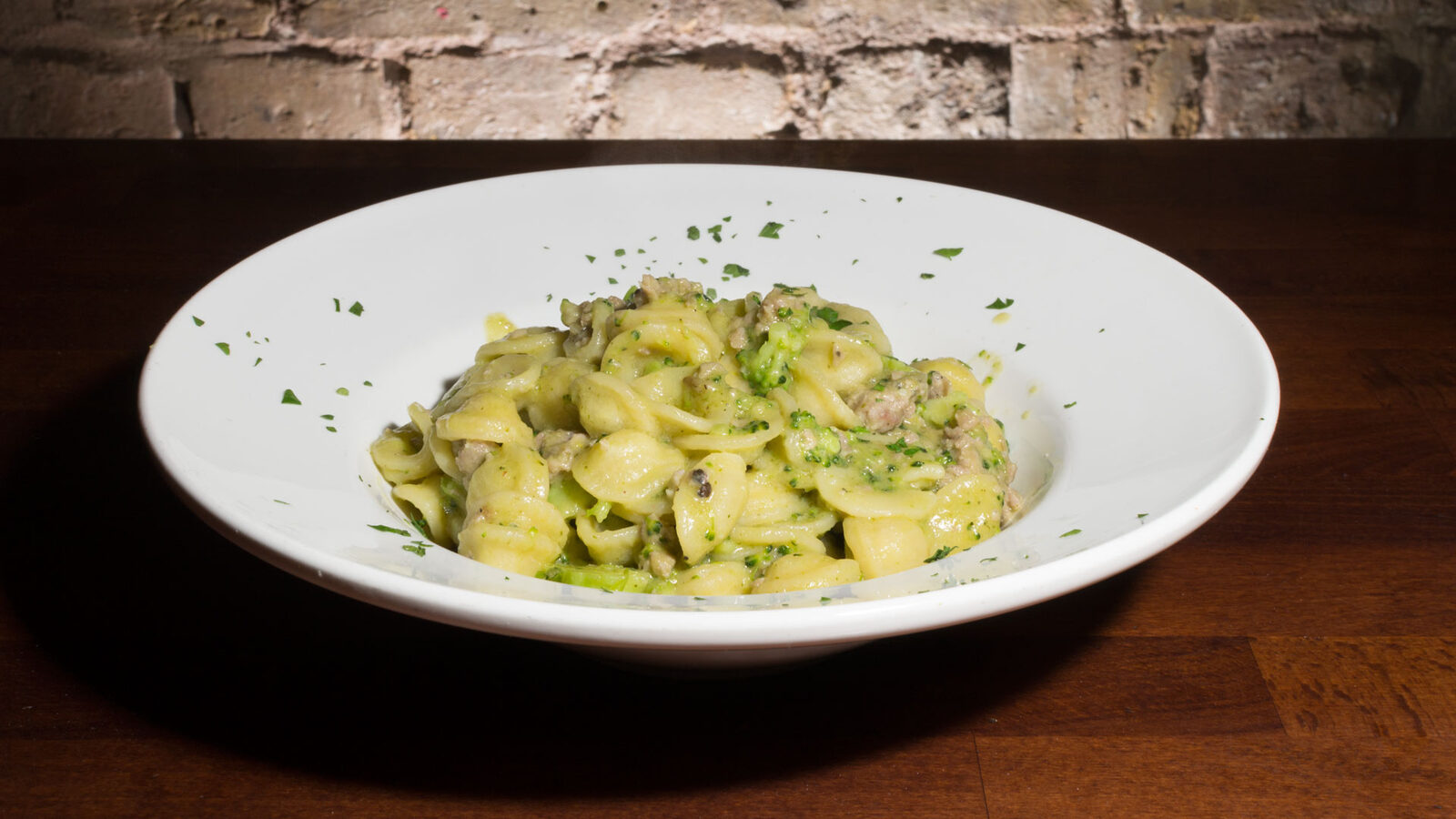 Spaghetti with pesto sauce at Sartori